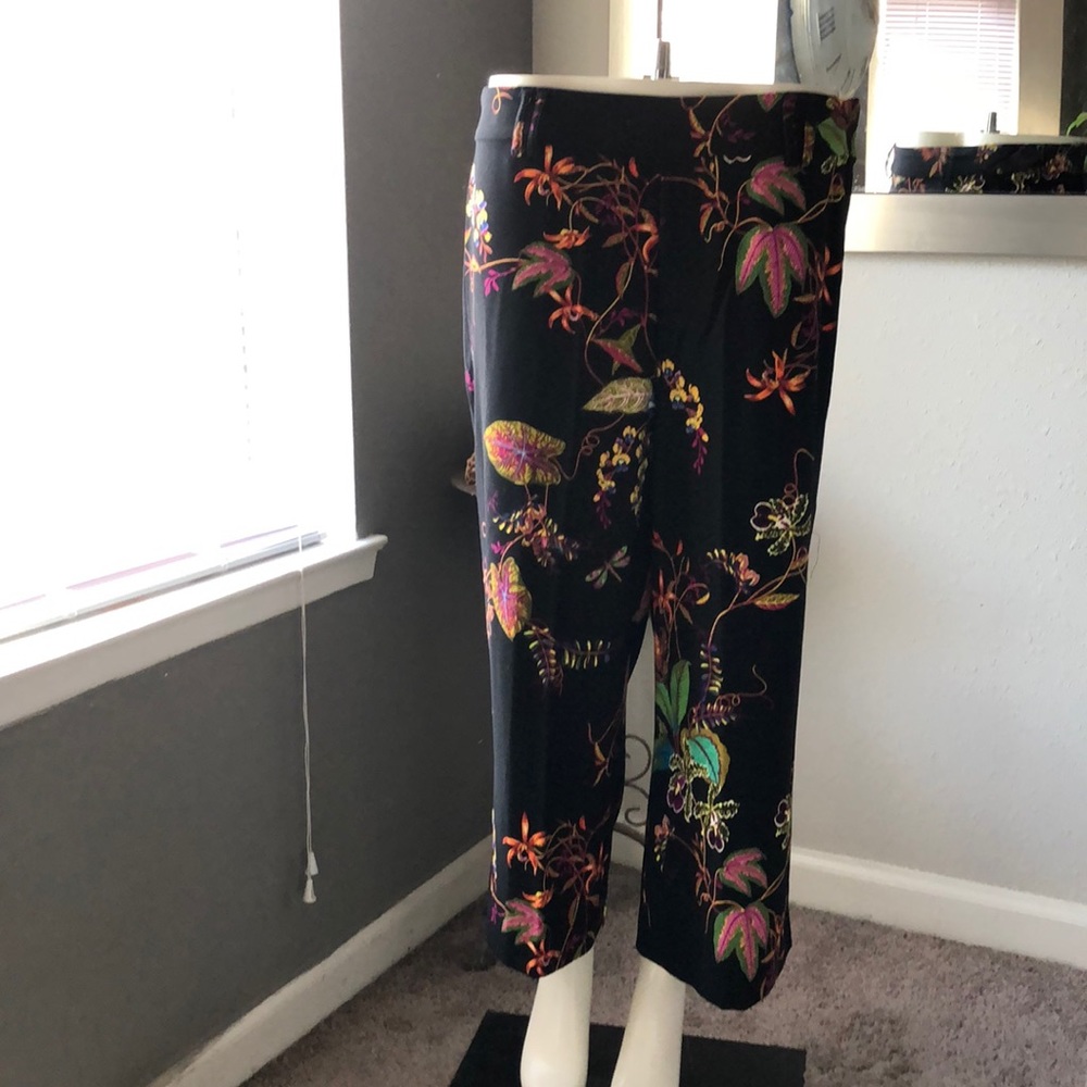 HM Floral Cropped slacks